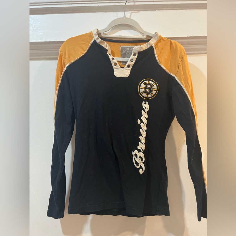 Bruins long sleeve knit!